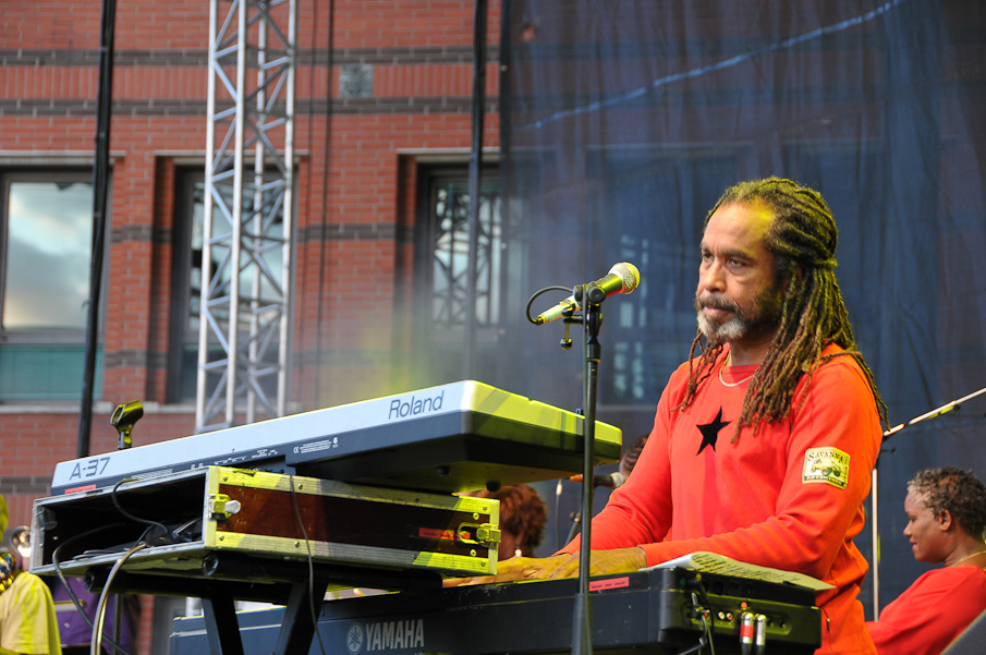 Fete de la Musique Evry 2009 - Kassav 120.jpg